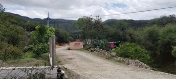 escuela en San Agustín Mezquititlán