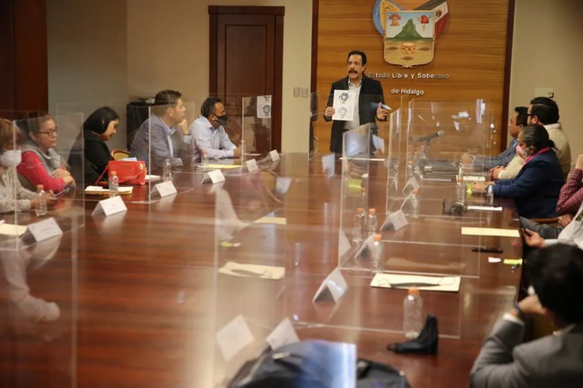 Omar Fayad se reúne con gabinete, previo a visita de AMLO a Tula