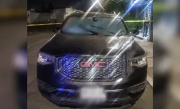 Encuentran a un hombre sin vida dentro de su camioneta en Pachuca