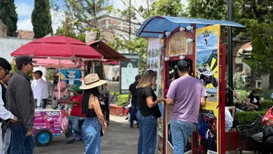 Turistas recorren uno de los principales atractivos turísticos de Hidalgo.