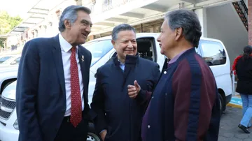 Julio Menchaca asiste a Segob a tratar “asuntos prioritarios”