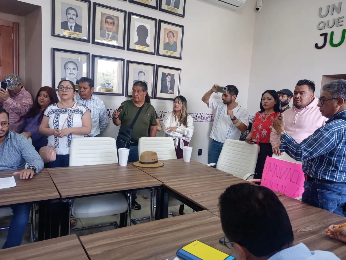 Ixmiquilpan: Acusan despido masivo injustificado por parte de alcaldesa