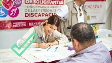 Personas acuden a módulos de atención para completar el Registro Apoyo Bienestar 30 a 64 Años durante julio de 2026.
