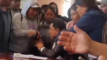 Tensión en Presidencia de San Salvador