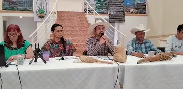Productores de maguey y pulque