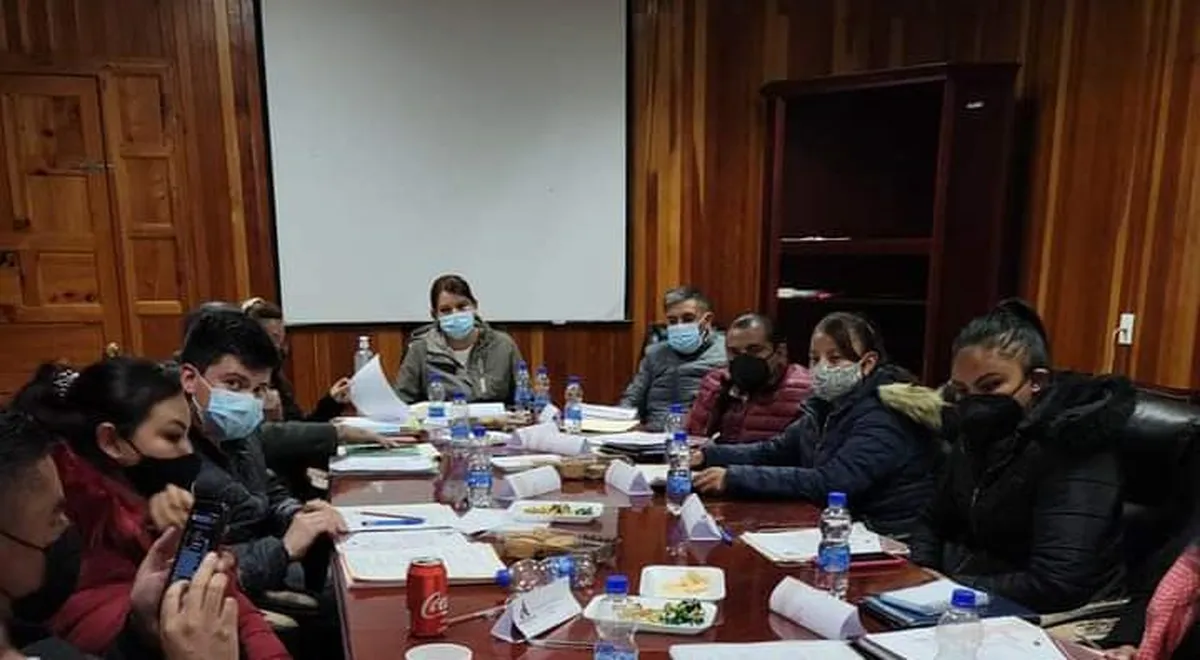 Reducen 15% sueldo de alcalde y dieta de regidores de Acaxochitlán