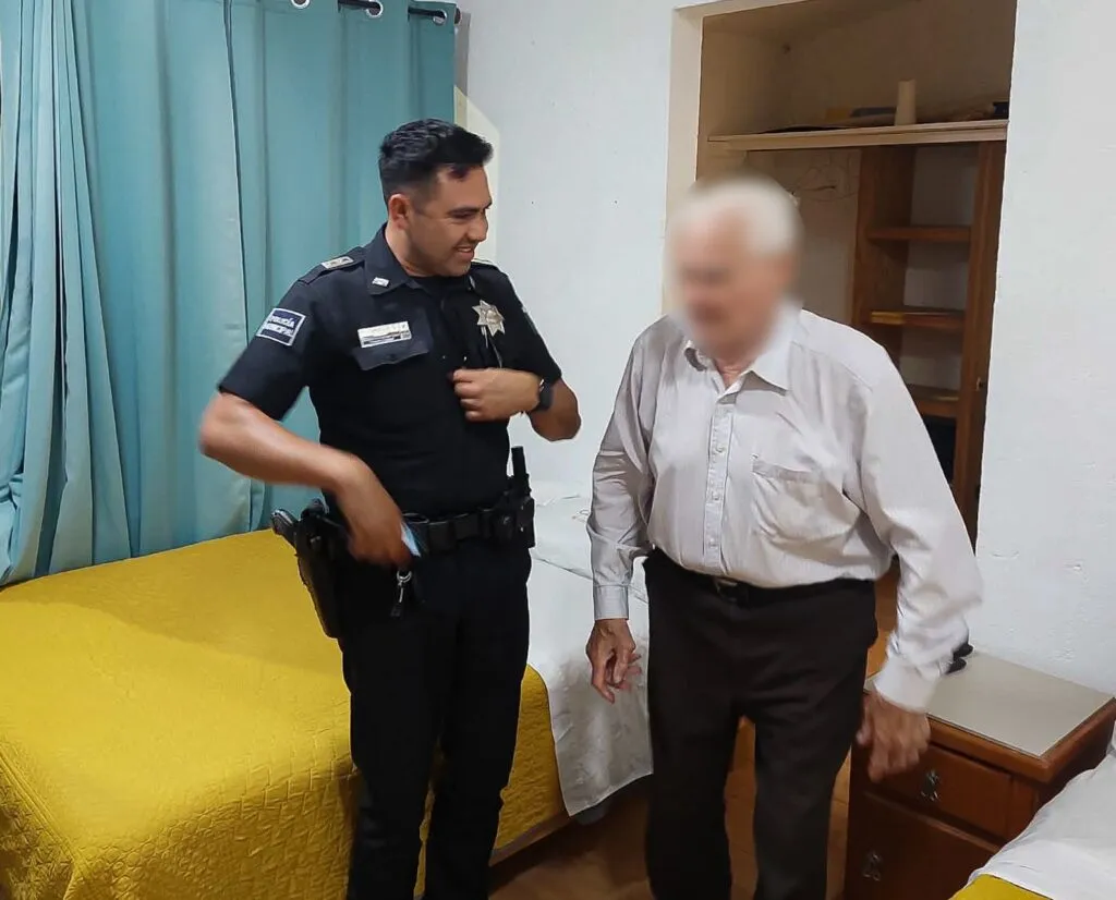 ¡Con libertad restringida! Adulto mayor canadiense pide ayuda en Pachuca para regresar a su país