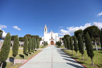 de que los servidores públicos que conozcan más sobre el municipio, su historia, riqueza cultural e histórica
