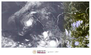Huracán Polo categoría 3 frente a Baja California Sur