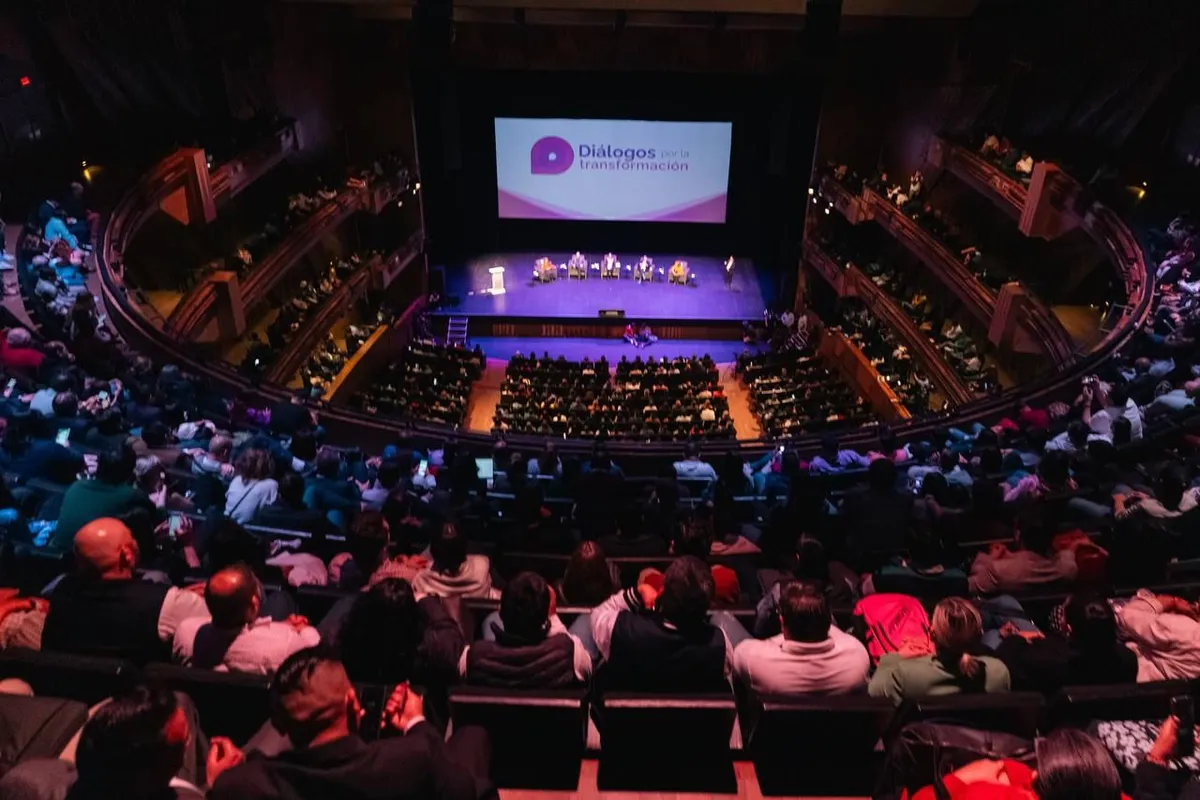 La educación pública es clave para lograr un México próspero: Claudia Sheinbaum