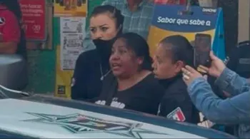 Comerciante encierra a presunta extorsionadora en una barbería de Ajacuba y termina detenida