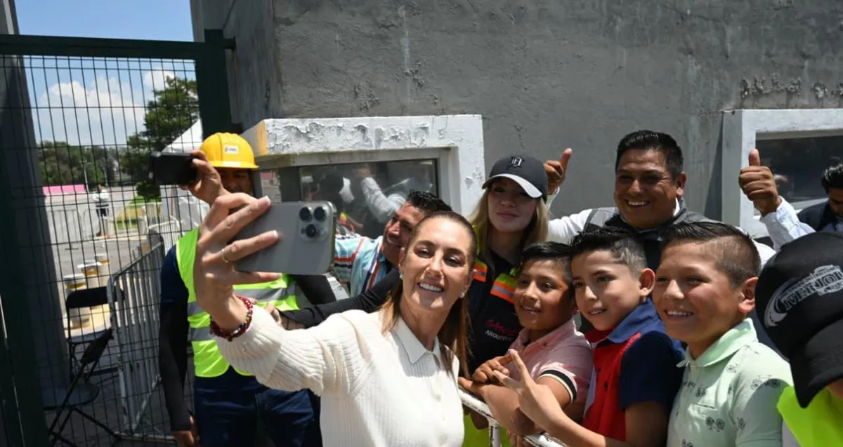 Claudia Sheinbaum da banderazo de salida a repavimentación en Estado de México