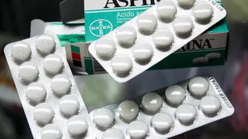Alerta Cofepris por aspirinas piratas
