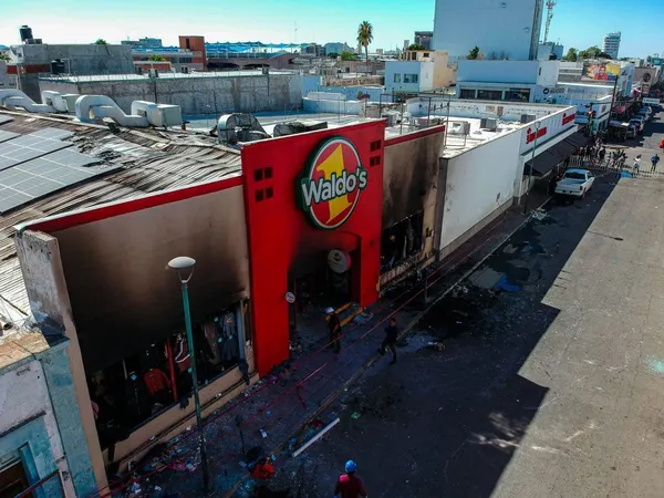 Incendio en Waldo’s Hermosillo