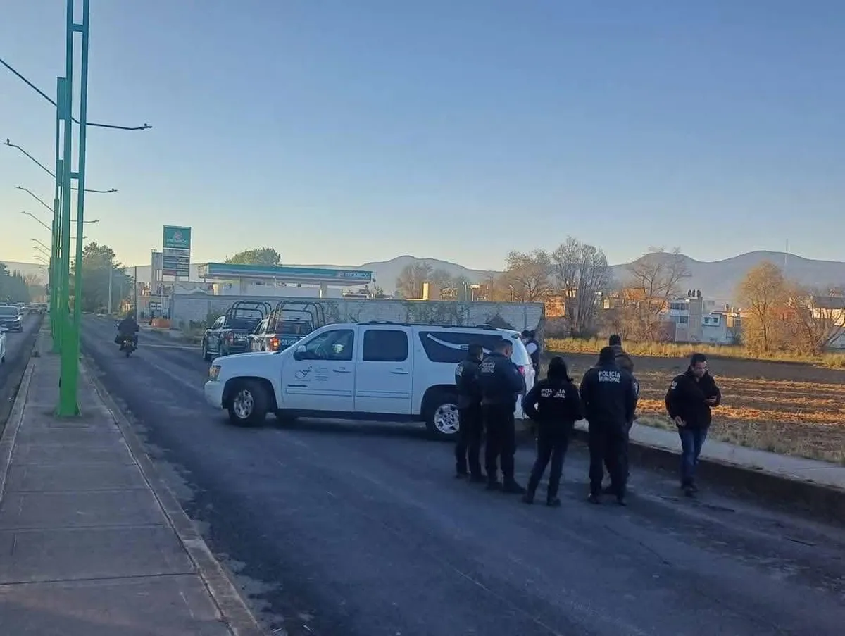 Autoridades investigan homicidio en el bulevar Bicentenario de Tulancingo