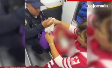 Policías de la SSC encontraron a un bebé con hipotermia en calles de Miguel Hidalgo. Así fue como lo pusieron a salvo.