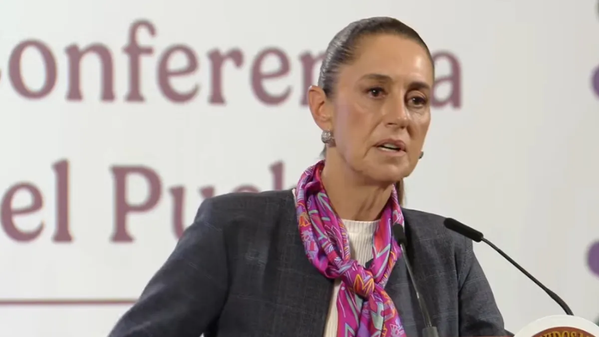 Asimismo, la presidenta encabezó la presentación del timbre postal dedicado a los 700 años de la fundación de México-Tenochtitlán.