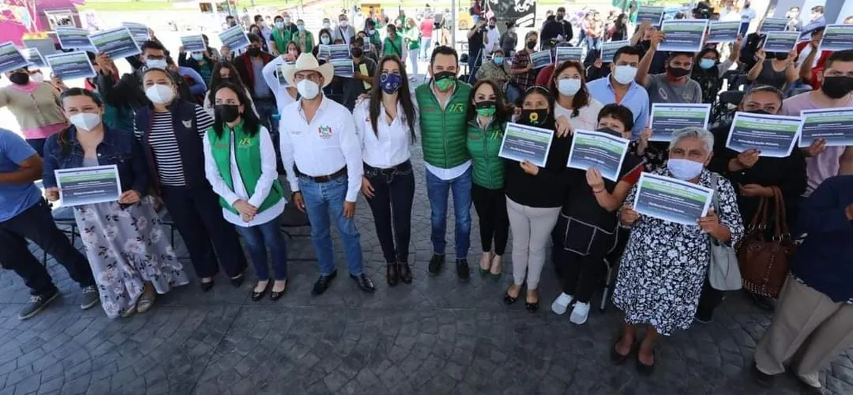 Entregan seguros de desempleo en Mineral de la Reforma y Epazoyucan