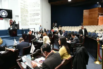 Congreso da luz verde: ahora podrás ser gobernador a los 18 en Hidalgo