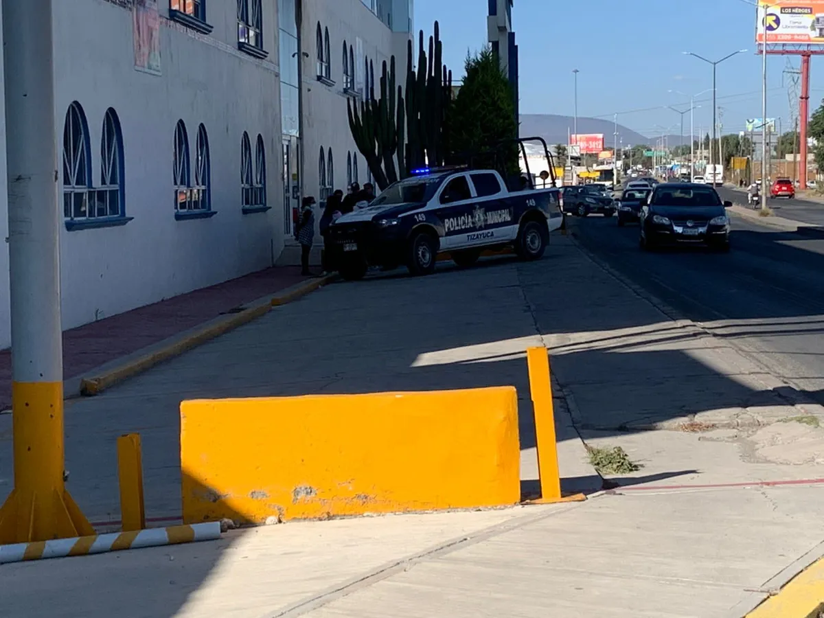 Asaltan a estudiantes afuera de universidad en Tizayuca