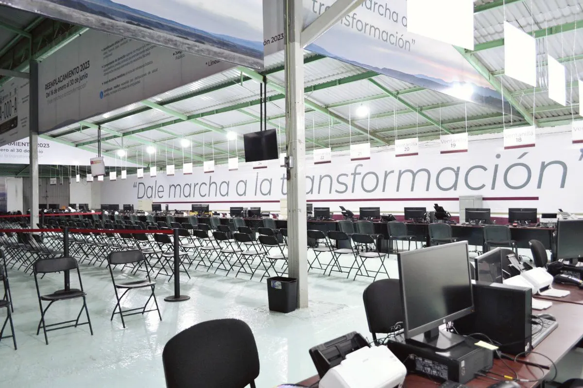 Finanzas Públicas iniciará entrega de nuevas placas