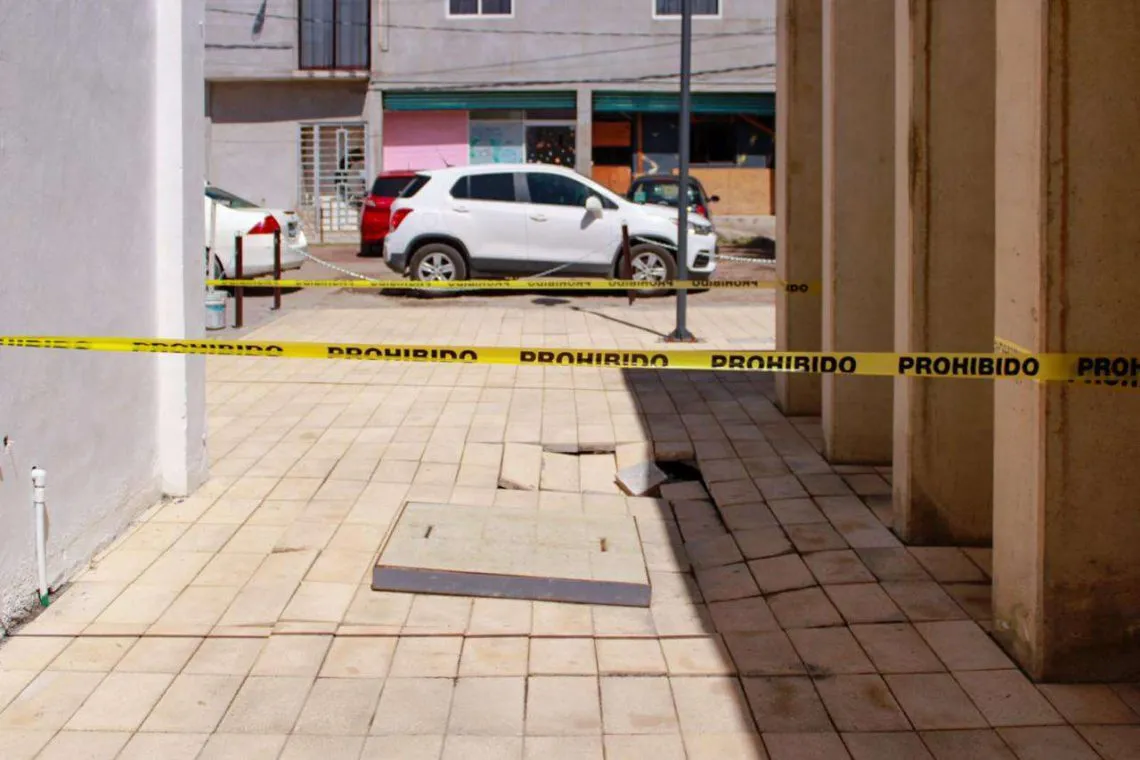 Reportan Hundimientos en la Explanada de la Ciudad Administrativa de Tizayuca; esto sabemos