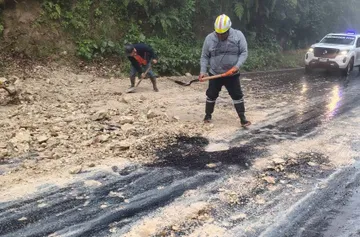 Alerta en Tenango de Doria por derrumbes activos: cierran el tramo Peña Blanca – El Nanthe