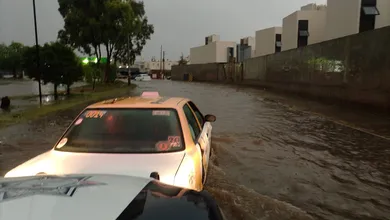 Protección Civil y Seguridad Ciudadana despliegan operativos tras la caída de granizo en el municipio.