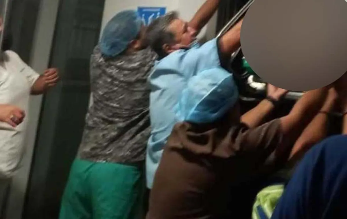 Tragedia en clínica del IMSS: Menor muere prensada en elevador en Playa del Carmen