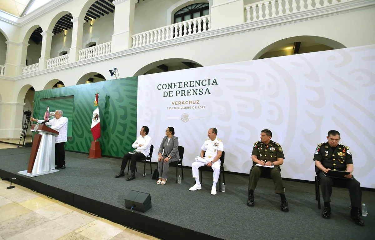 Desestima AMLO denuncia de legisladores de oposición tras marcha