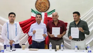 Trabajo coordinado en la entrega – recepción del gobierno municipal de Huejutla