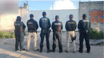 Desmantelan en Tizayuca predio usado como bodega de vehículos robados