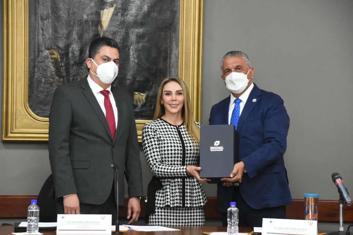 Presentan el Paquete Económico 2022; destinarán 600 mdp a Salud