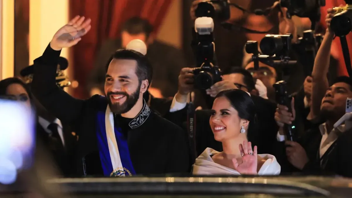 Me tiene “sin cuidado que me llamen dictador”: Bukele