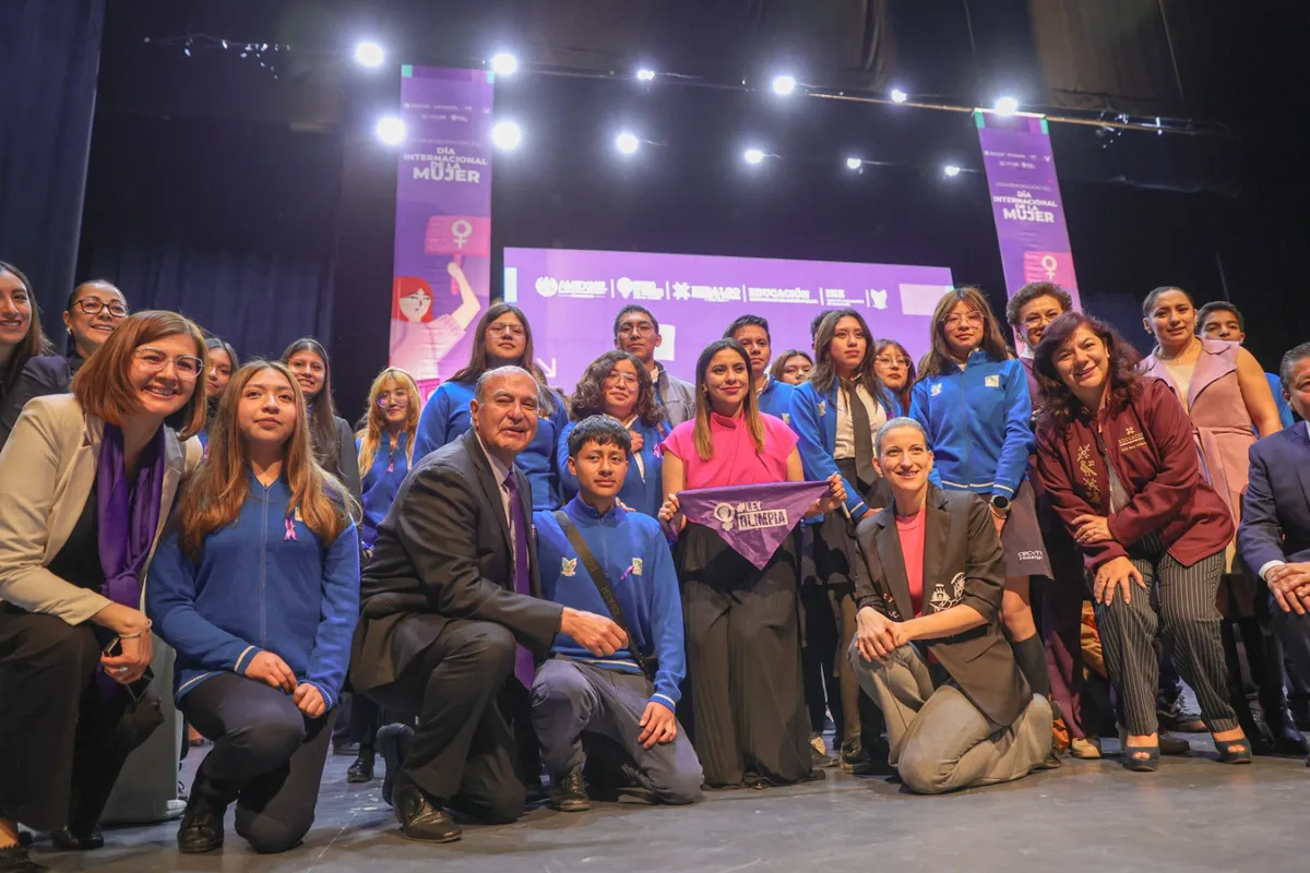 Olimpia Coral imparte conferencia en Hidalgo sobre prevención de violencia digital y Ley Olimpia