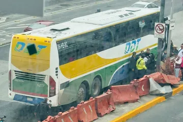 Denuncian presunta agresión en autobús de la México-Pachuca por 5 pesos de cambio