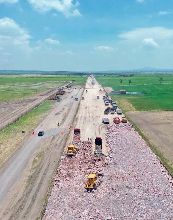 Supervisan avances del Tren AIFA-Pachuca