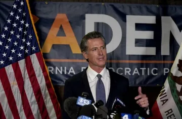 California pide a la Corte bloquear acción de militares en LA