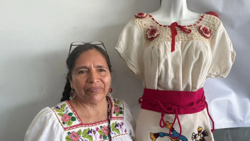 Valentina Jaén Gaspar, bordadora de identidad