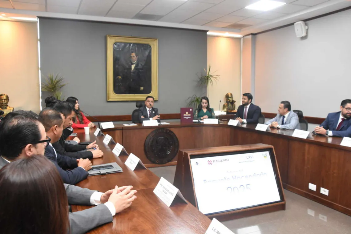 Secretaría de Hacienda entrega Paquete Hacendario 2025 al Congreso del estado