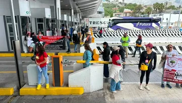 ¿Hay paso libre en la México-Pachuca? CNTE abre casetas y deja pasar gratis a automovilistas