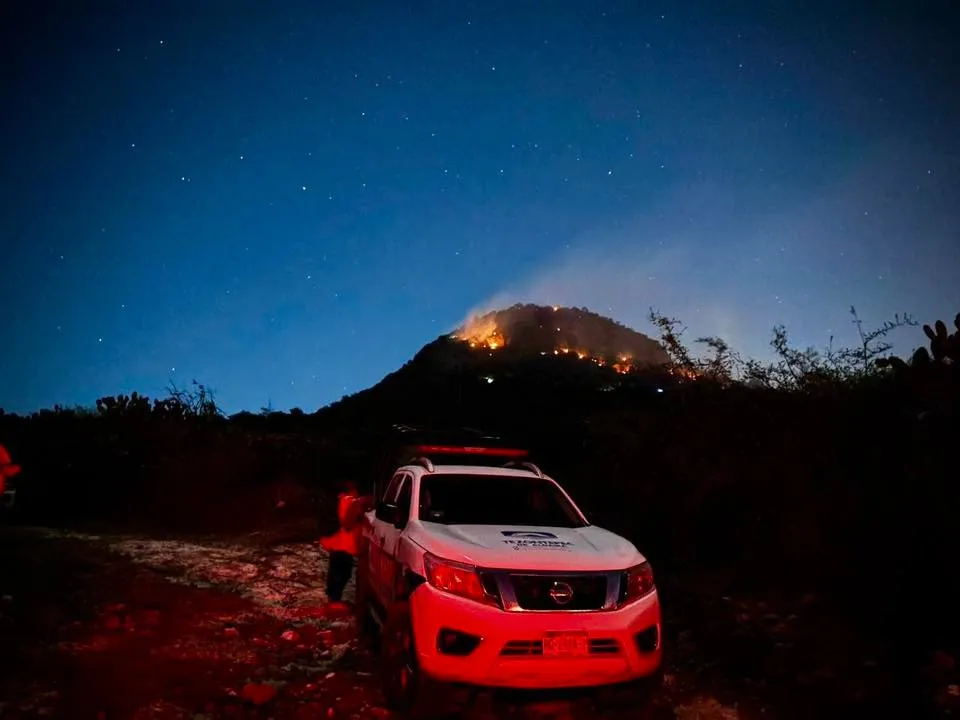 Incendio forestal en Tezontepec de Aldama deja 20 hectáreas afectadas, confirma Presidencia Municipal