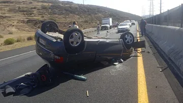 Carretera Pachuca-Tulancingo: volcadura deja una persona sin vida
