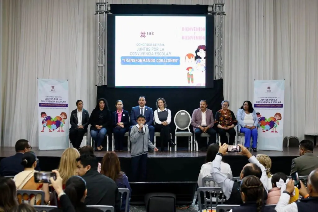Escuelas buscan frenar la violencia antes de que escale