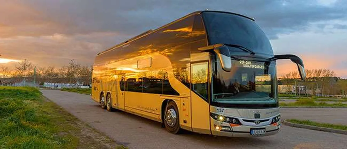 Descuentos en autobuses por Semana Santa 2026: cuánto pagan estudiantes y maestros