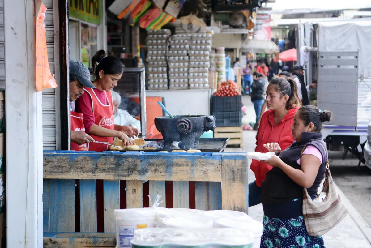 COMERCIO. CARLOS SEVILLA (2)