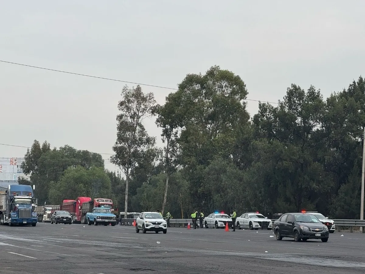 Retiran bloqueos de autopistas, tras 9 horas de protesta
