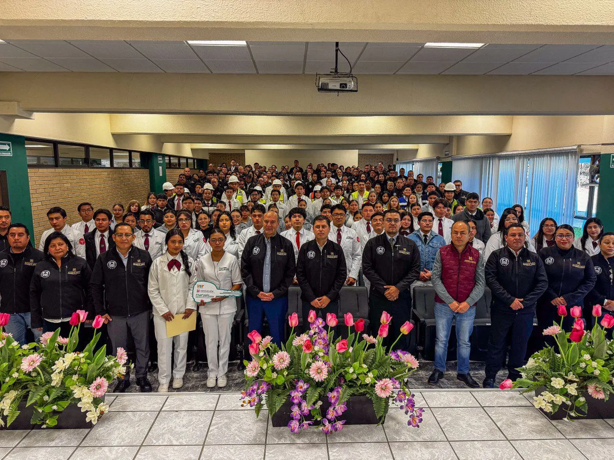 Inicio de construcción del Hospital-Escuela en la UTSH