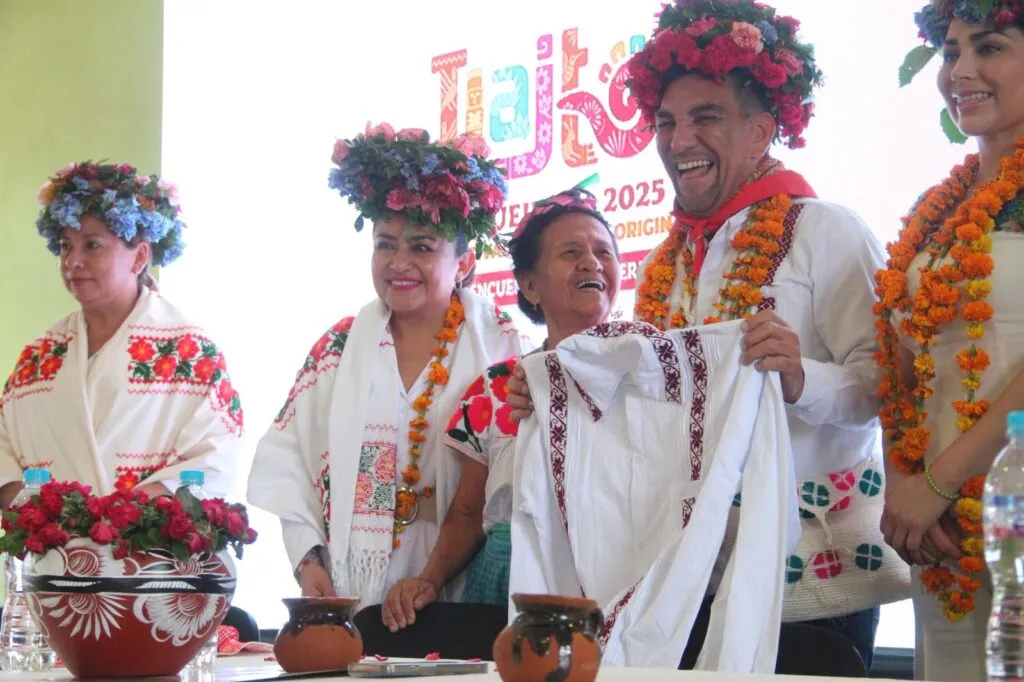 ¿Ya conoces Tlajtoli? El festival que honra la lengua náhuatl en Huejutla