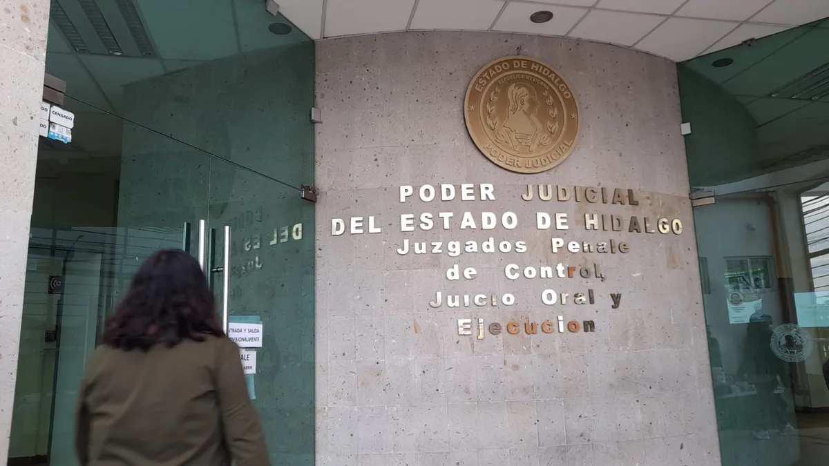 Tribunal de enjuiciamiento absuelve al hermano del secretario de Turismo